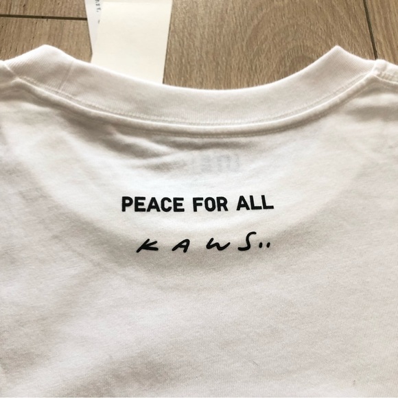 NWT KAWS x Uniqlo Peace for All T Shirt Size XL - Picture 3 of 8
